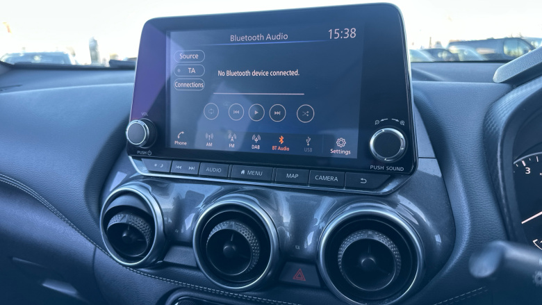 Nissan Juke 1.0 DiG-T 114 N-Connecta 5dr Petrol Hatchback